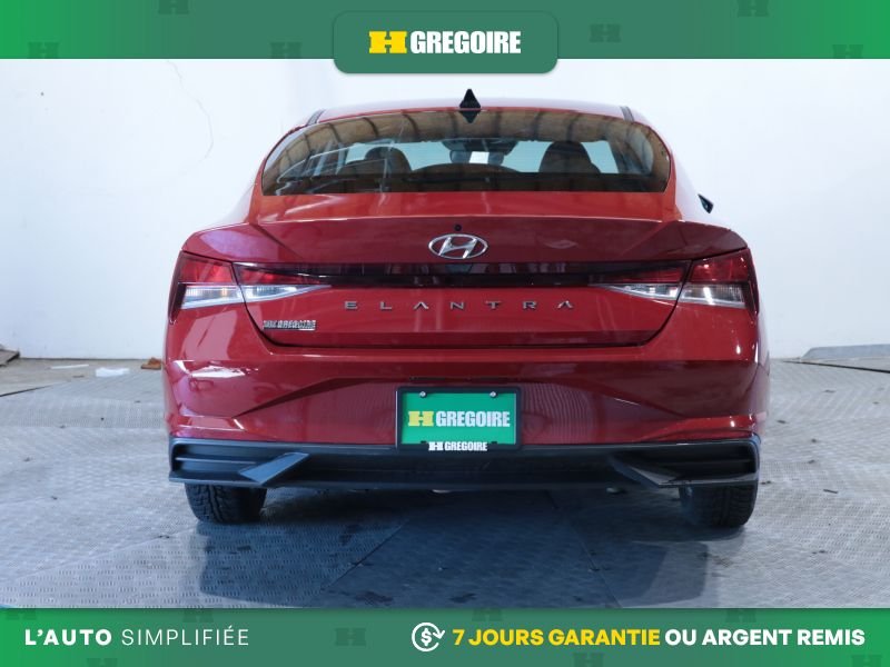 2022 Hyundai Elantra Red Saint-Eustache - photo #7