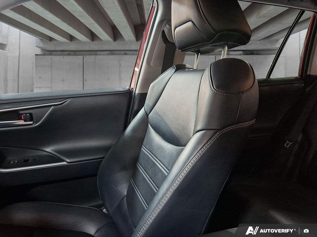 2019 Toyota RAV4 2600666A | Limited 03T3 RUBY FLARE P Edmonton - photo #18