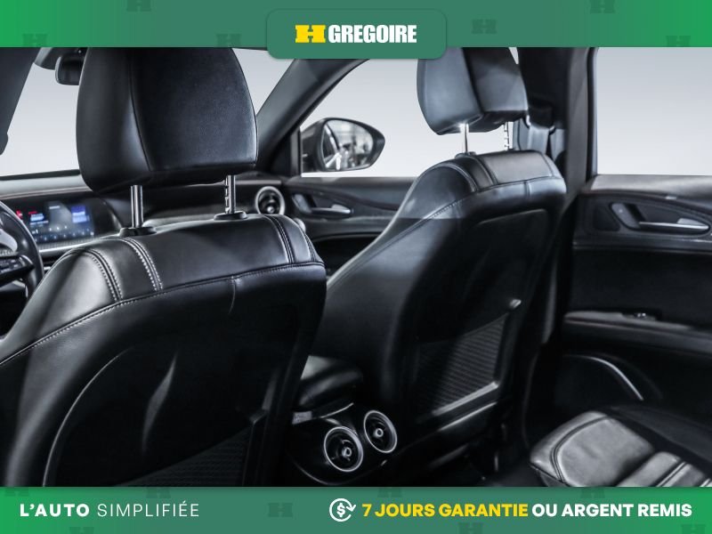 2023 Alfa Romeo Stelvio Black Saint-Eustache - photo #22
