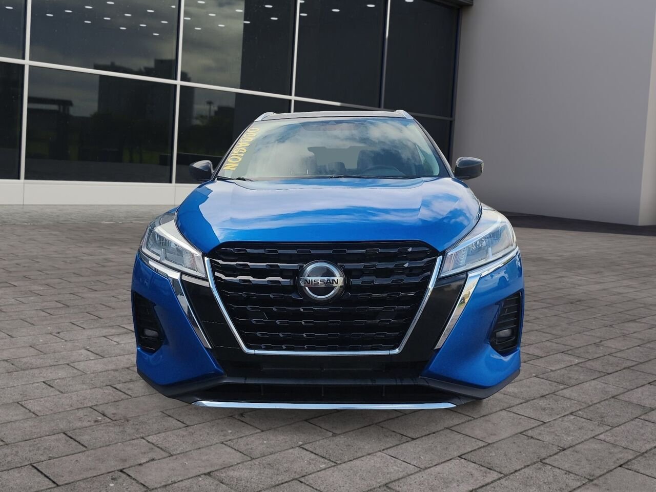 2021 Nissan Kicks SV TA Blue Québec - photo #1