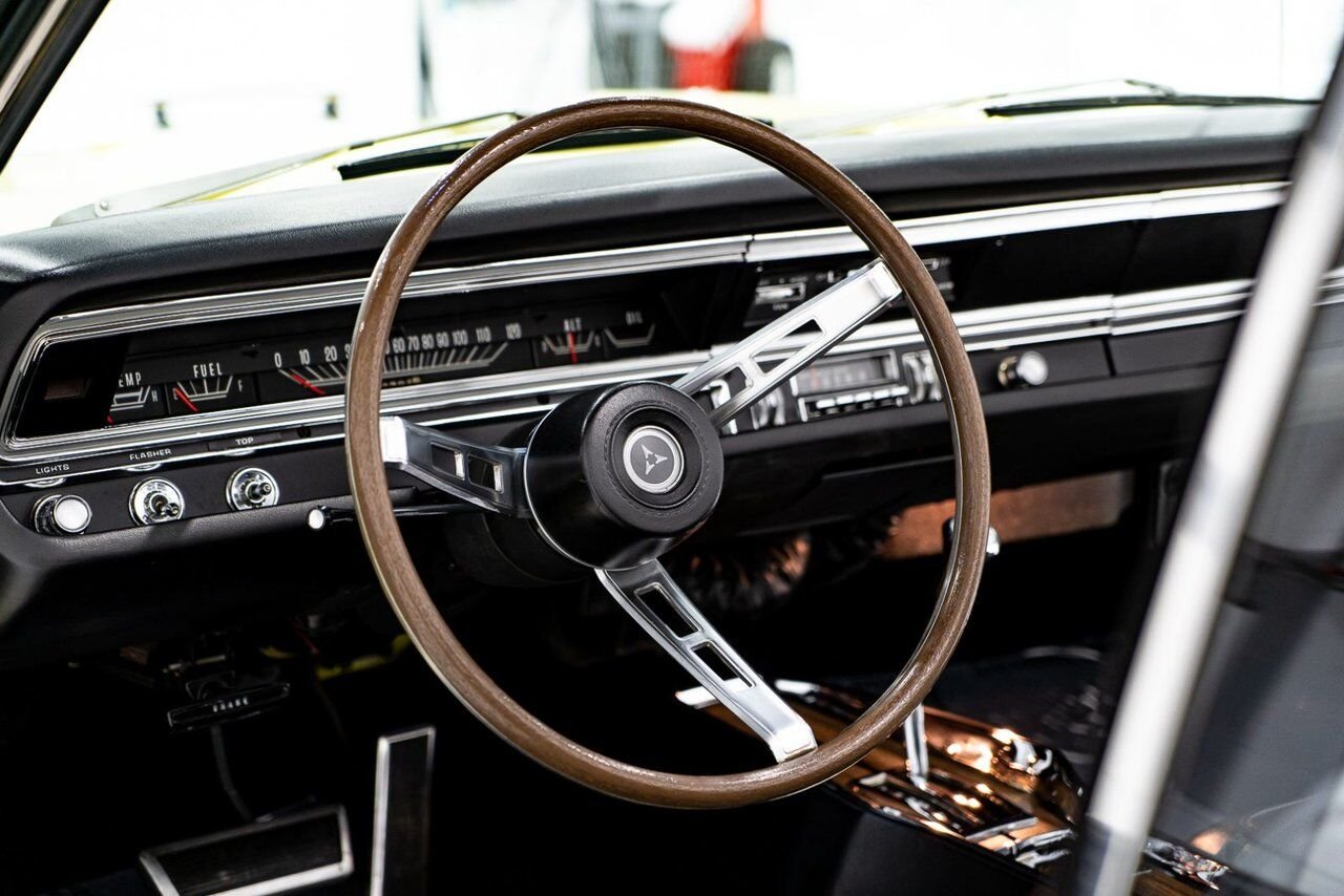 Dodge Dart *PRIX EN USD* GTS Conv Matching #s 340 cu in With Original Built Sheet 1968 Jaune Montréal - photo #70