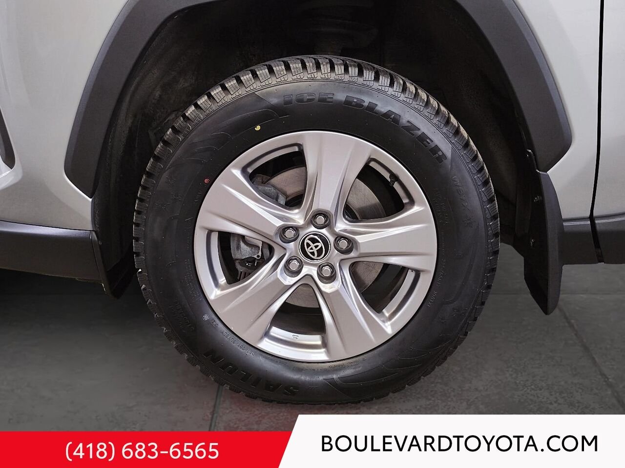 2023 Toyota RAV4 100496A-52 | HYBRIDE, LE, AWD Silver Québec - photo #6