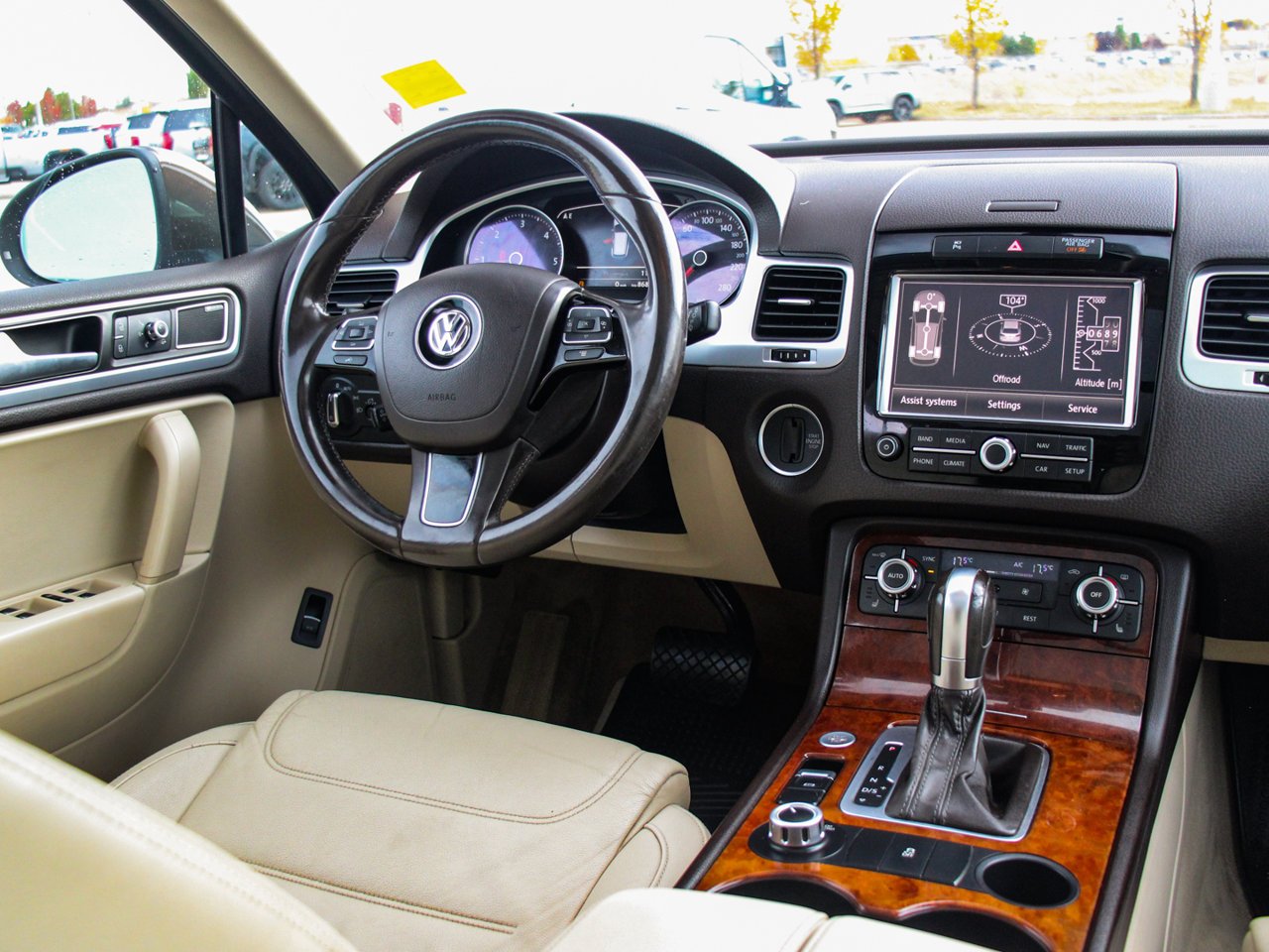 2014 Volkswagen Touareg 4dr TDI Execline Brown Sherwood Park - photo #33