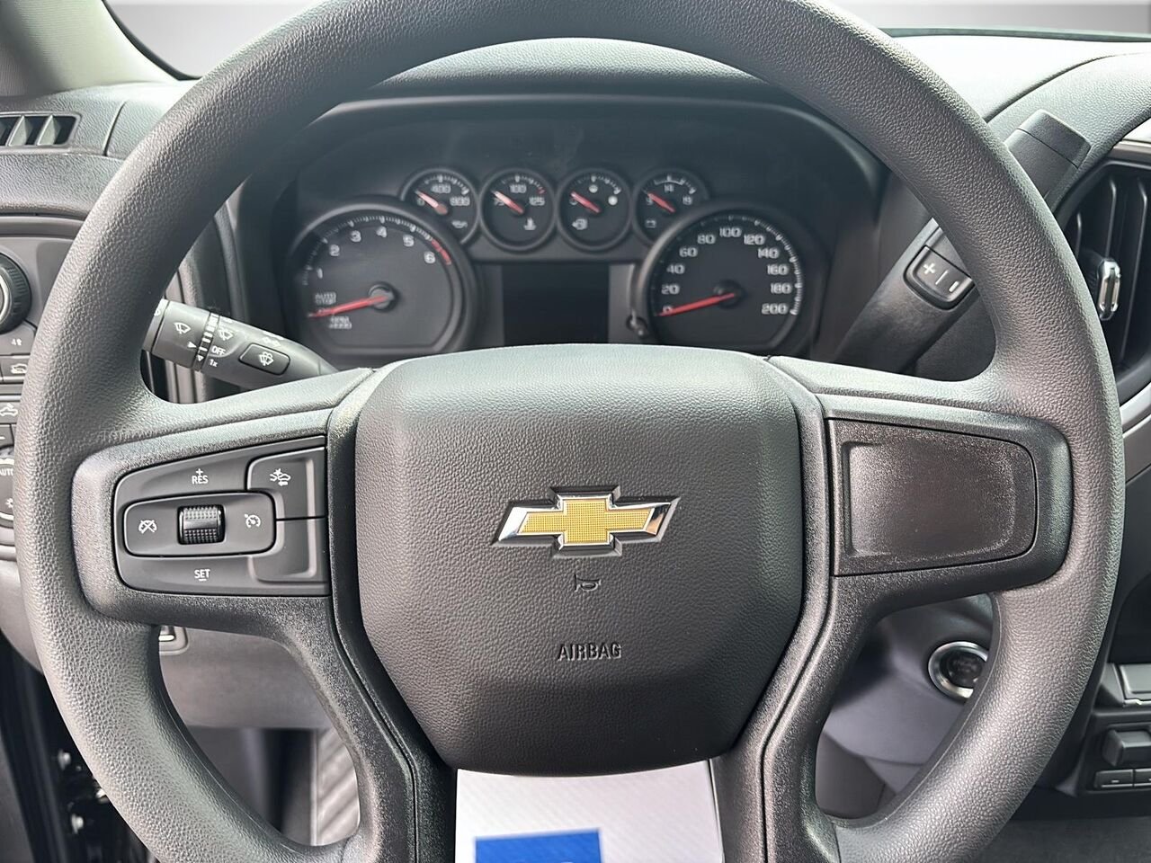 CHEVROLET Silverado 1500 PERSONNALISÉE 2026 NOIR Saint-Hyacinthe - photo #10