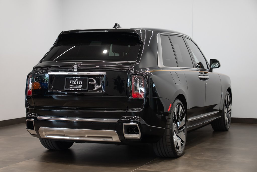 2025 Rolls-Royce Cullinan Black Saint-Eustache - photo #3