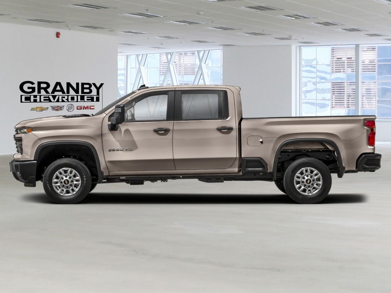 CHEVROLET CHEVROLET K2500 HD SILVERADO CREW CAB K2500 HD SILVERADO CREW CAB CUSTOM STD/BOX DURAMAX (1CX) | 26-1095 2026 SABLES BLANC Granby - photo #1