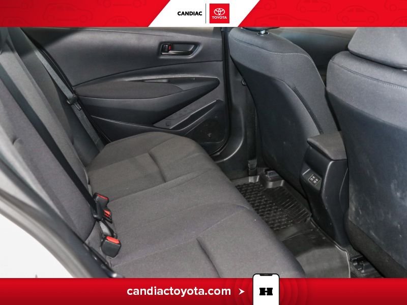 2025 Toyota Corolla White Blainville - photo #33