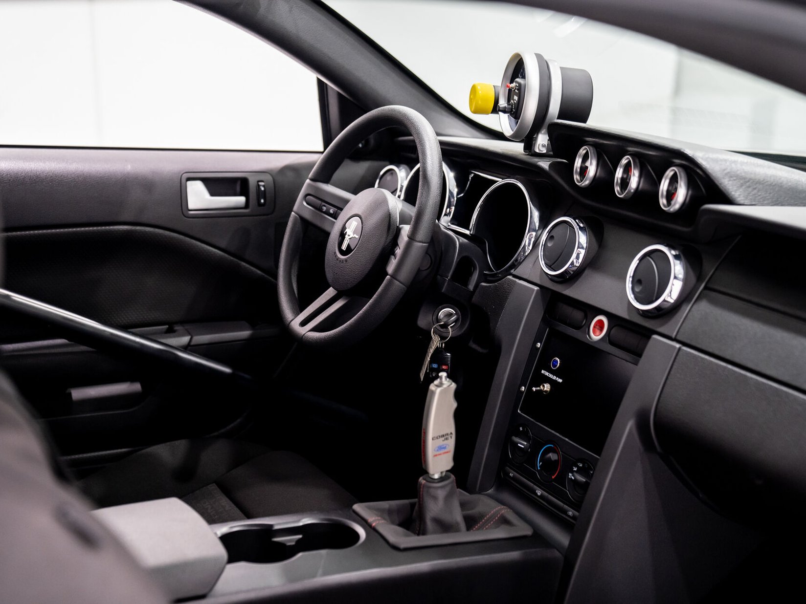 Ford Mustang Cobra Jet # 44 of 50 Ford Vehicule De Promotion **PRIX EN USD** 2008 Blanc Montréal - photo #10