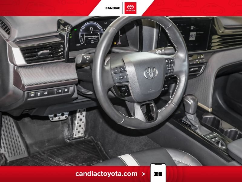 2025 Toyota Camry Grey Blainville - photo #11