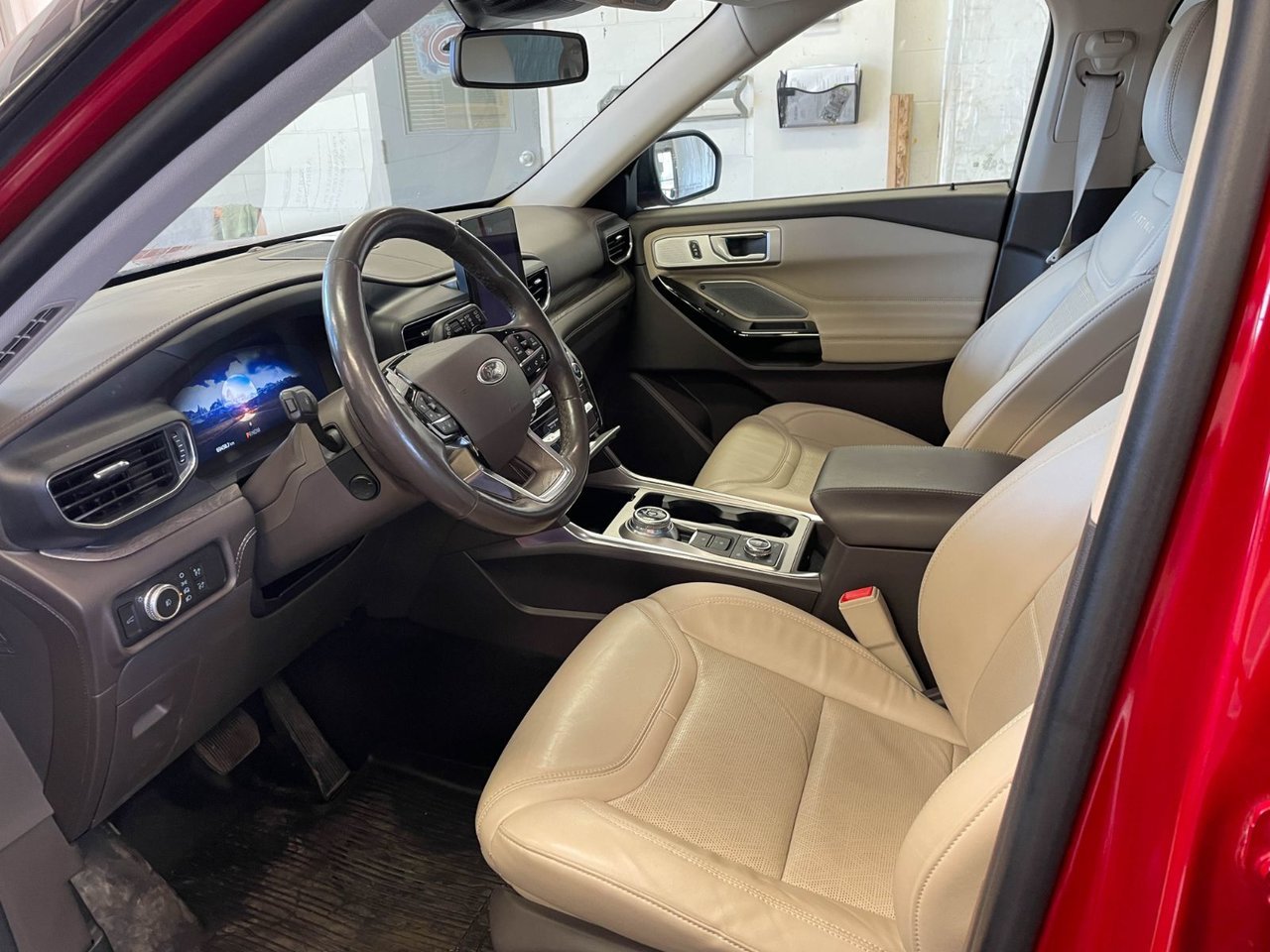 Ford Explorer PLATINUM AWD *TOIT NAV CUIR SIÈGES VENT CAM360 B&O 2021 Rouge Saint-Jérôme - photo #4