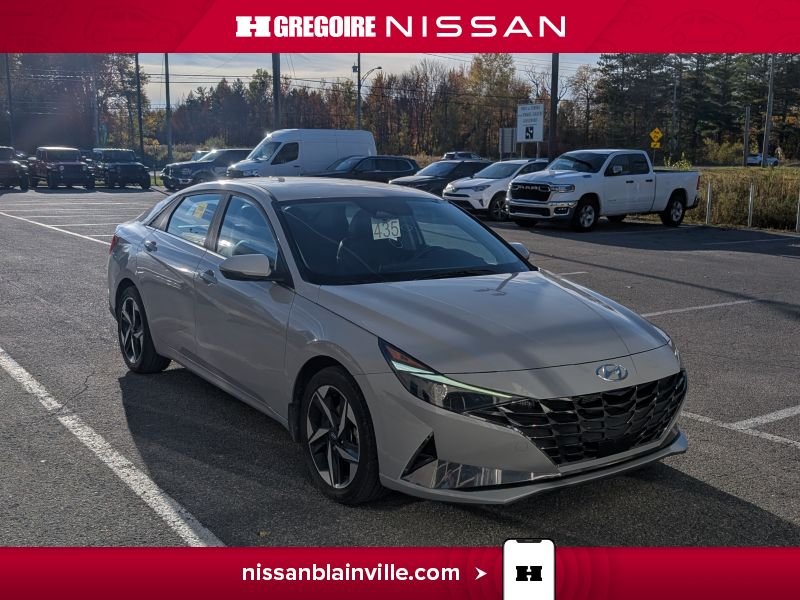 2023 Hyundai Elantra Silver Blainville - photo #0