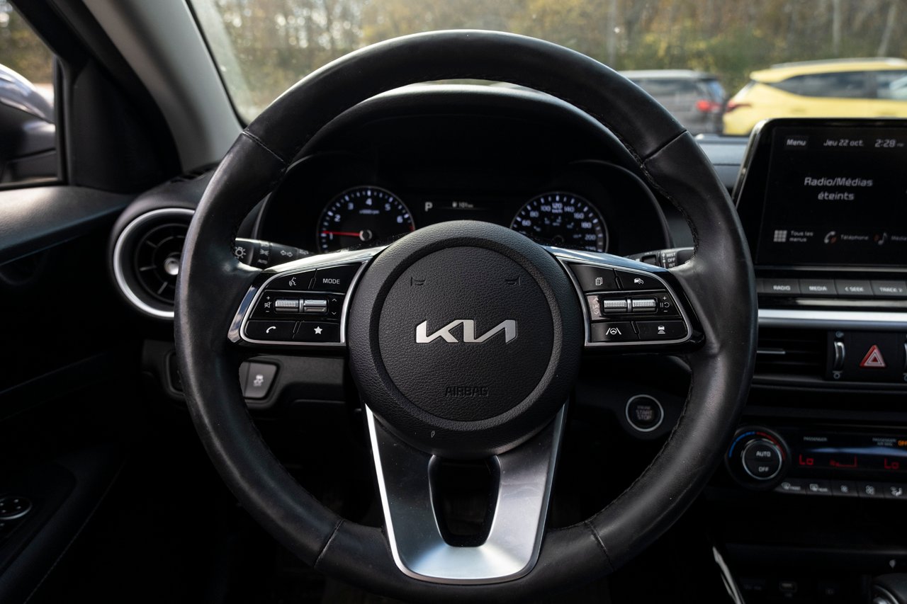 2024 Kia Forte Grey Gatineau - photo #9