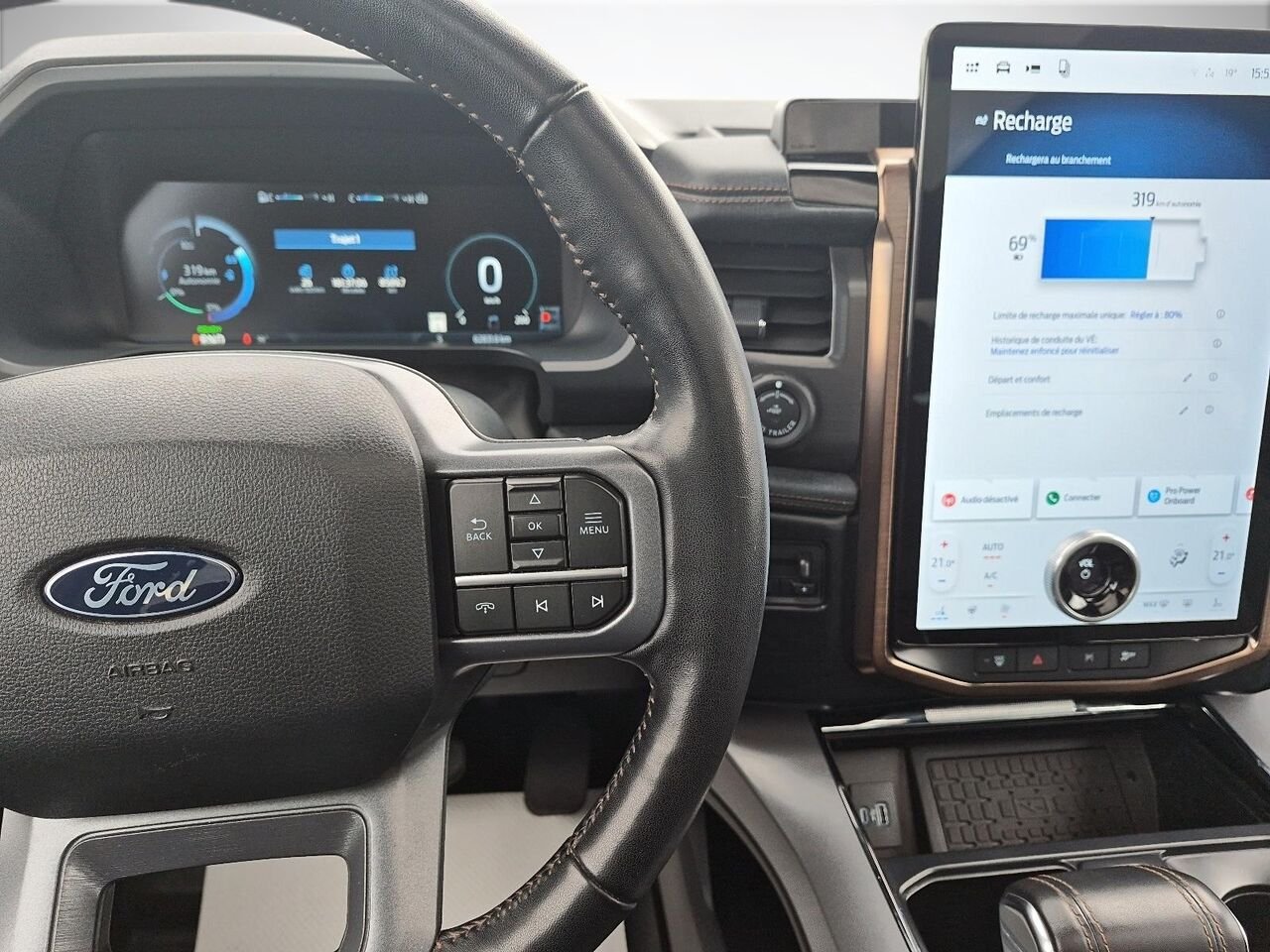 2024 Ford F-150 Lightning White Saint-Jérôme - photo #12