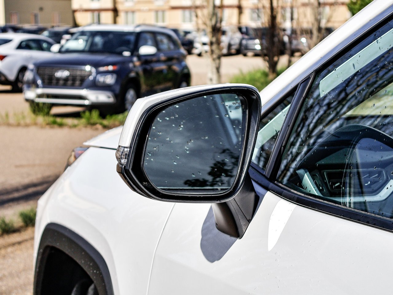 2024 Toyota RAV4 XLE AWD White Sherwood Park - photo #6