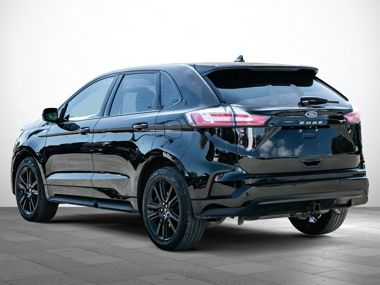 2022 Ford Edge Black Sainte-Julienne - photo #6