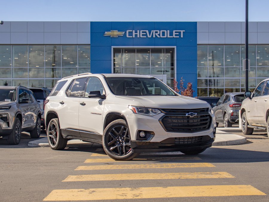 2021 Chevrolet Traverse Premier Redline Edition AWD 3.6L 7 Passenger | Dual Panel Sunroof White