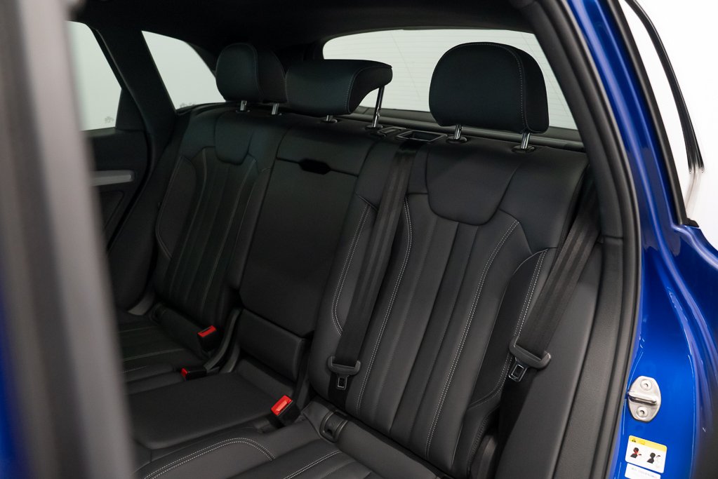 2023 Audi Q5 Blue Saint-Eustache - photo #14