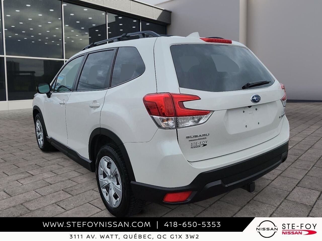 2022 Subaru Forester White Ste-Foy - photo #3