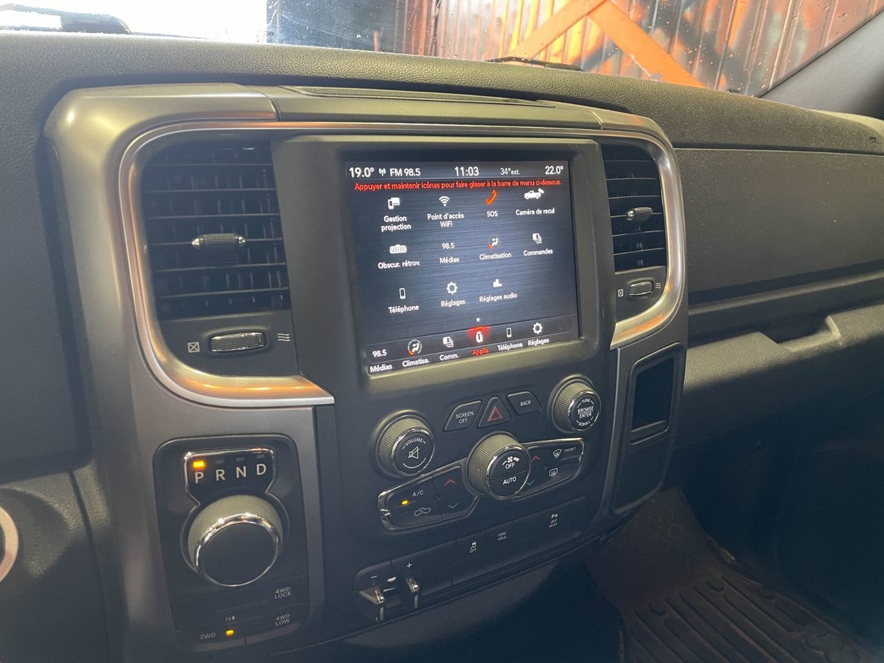 Ram 1500 Classic WARLOCK CREW 4X4 *CARPLAY* GR COMMODITÉ GR LUXE 2021 Bleu Saint-Jérôme - photo #12