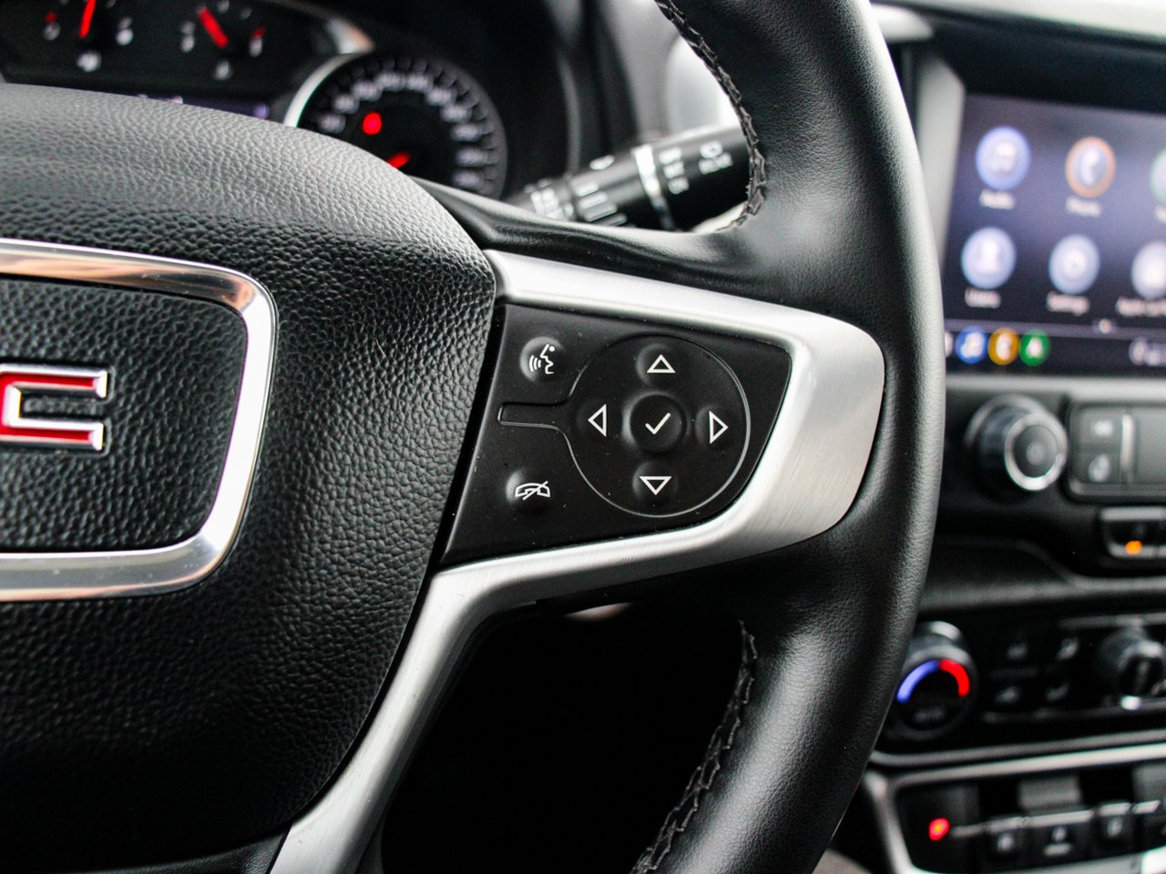 2023 GMC Terrain AWD 4dr SLT Red Sherwood Park - photo #23