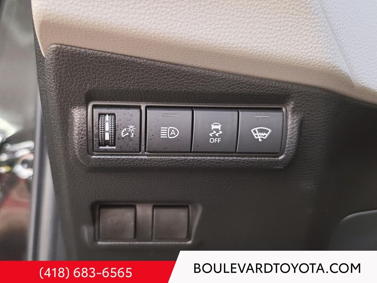 Toyota COROLLA CROSS 531886-49 | L, AWD 2026 Noir Québec - photo #9