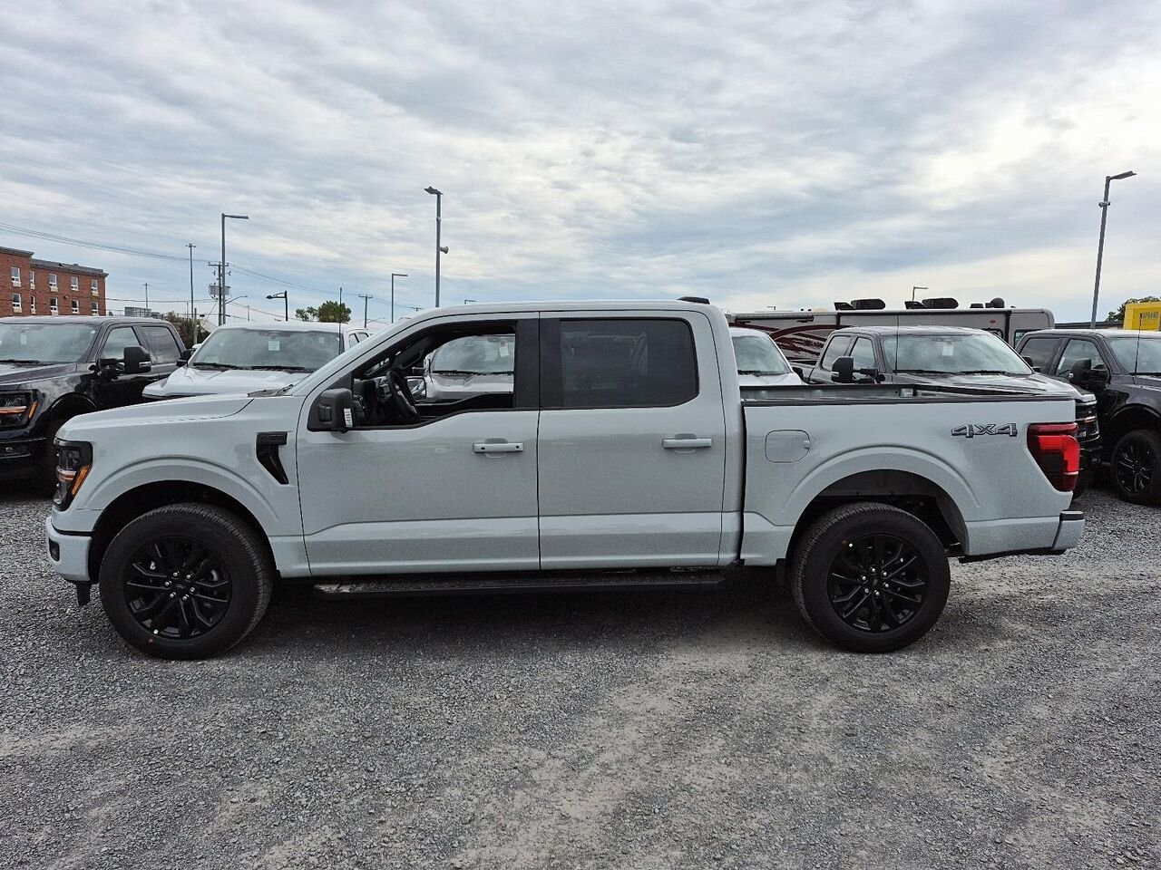 Ford F-150 2F353 | XLT 2026 Avalanche Saint-Jérôme - photo #2