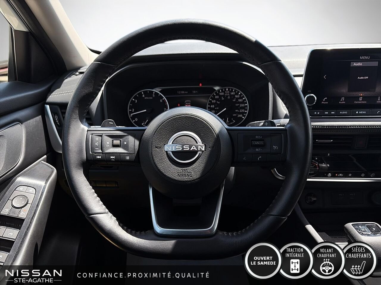 Nissan Rogue 2024 Blanc Ste-Agathe des Monts - photo #10