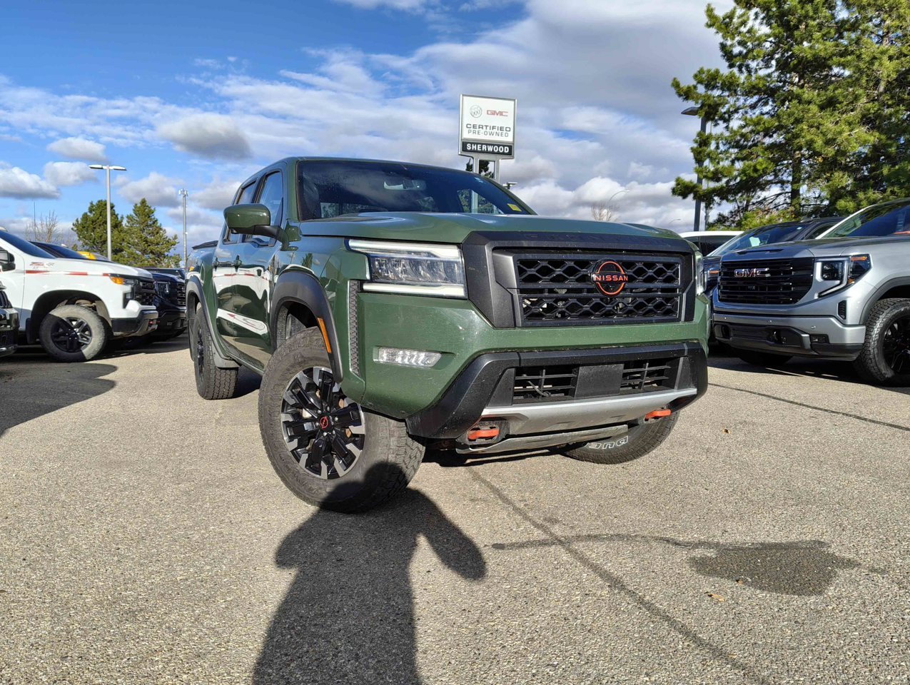 2022 Nissan Frontier Crew Cab PRO-4X Standard Bed 4x4 Tactical Green Metallic Sherwood Park - photo #1
