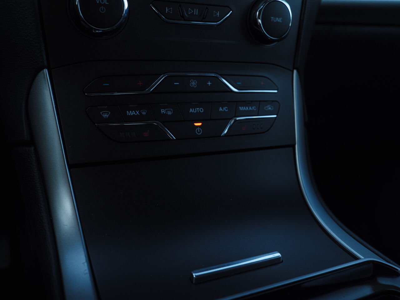 2019 Ford Edge Green Val-d'Or - photo #13