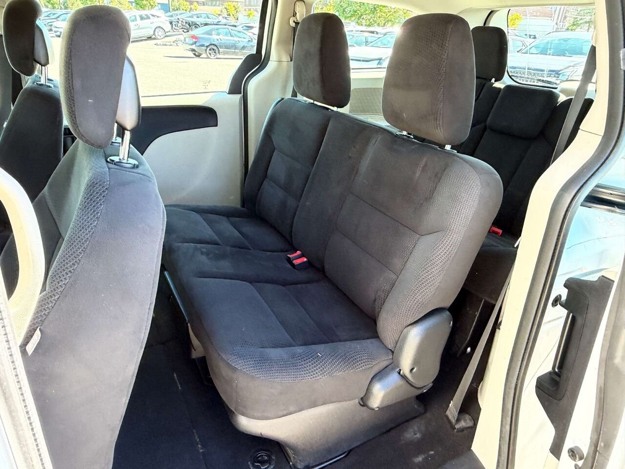 Dodge Grand Caravan 2016 Blanc Gatineau - photo #17