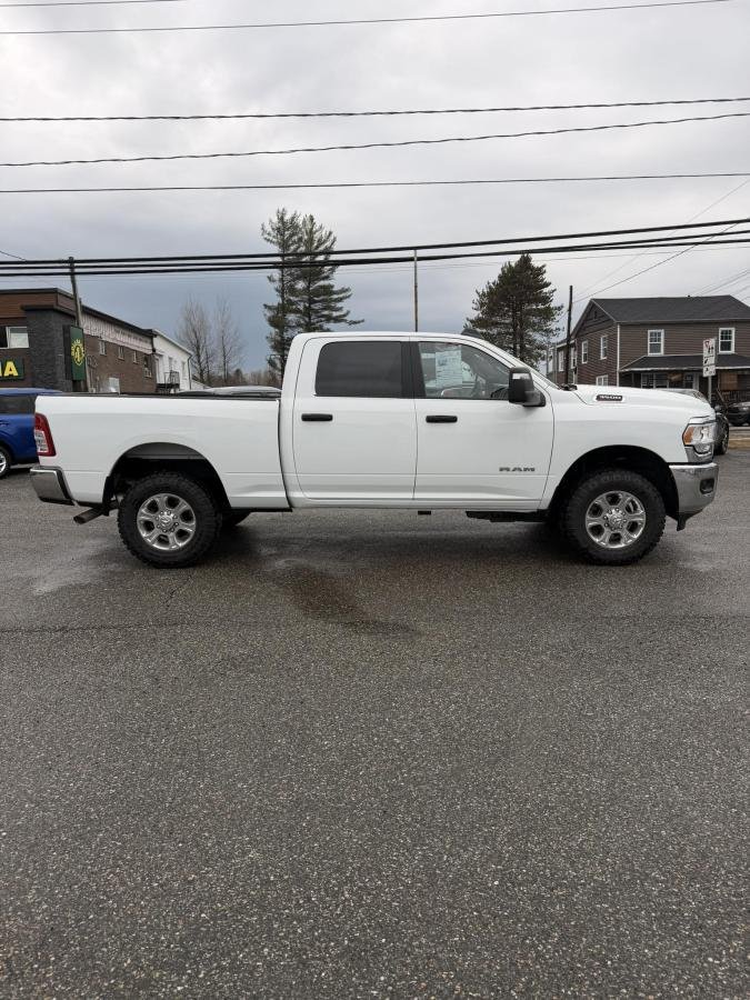 2024 RAM 3500 White Lac Mégantic - photo #5