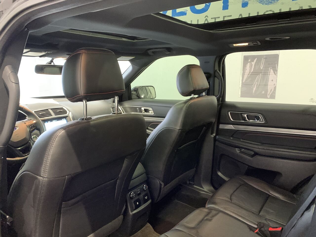 2017 Ford Explorer Black Châteauguay - photo #21