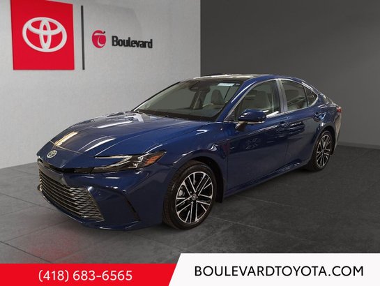 2025 Toyota Camry XLE, HYBRIDE, AWD Blue
