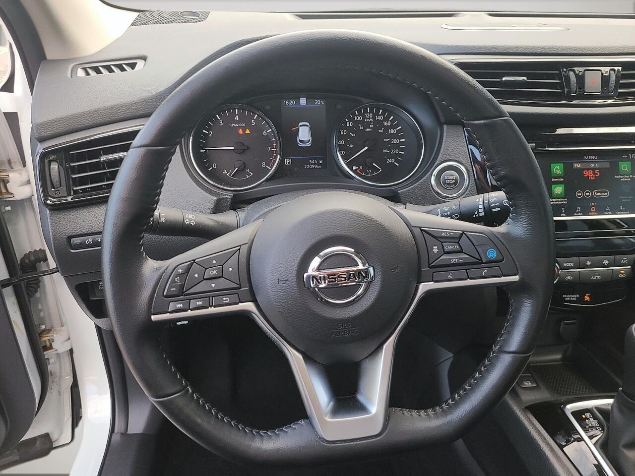 Nissan Qashqai SL 2023 Blanc Québec - photo #14