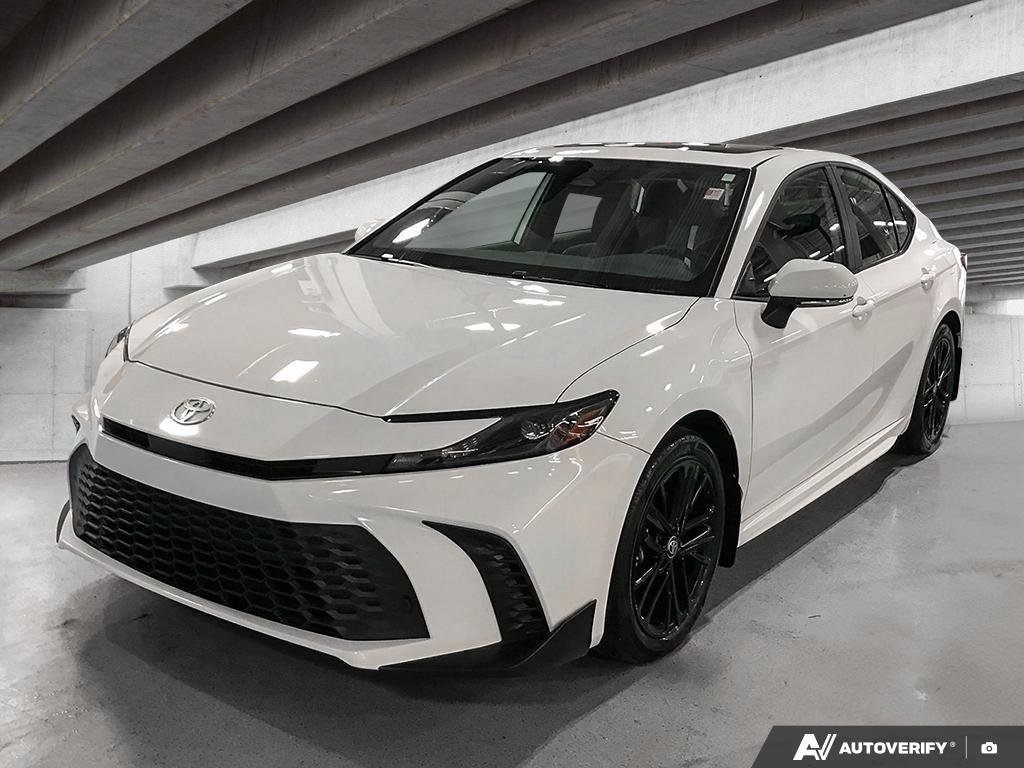 2025 Toyota Camry 2501988A | SE Upgrade White Edmonton - photo #0