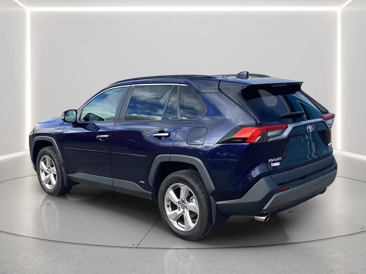 2021 Toyota RAV4 Blue Gatineau - photo #2
