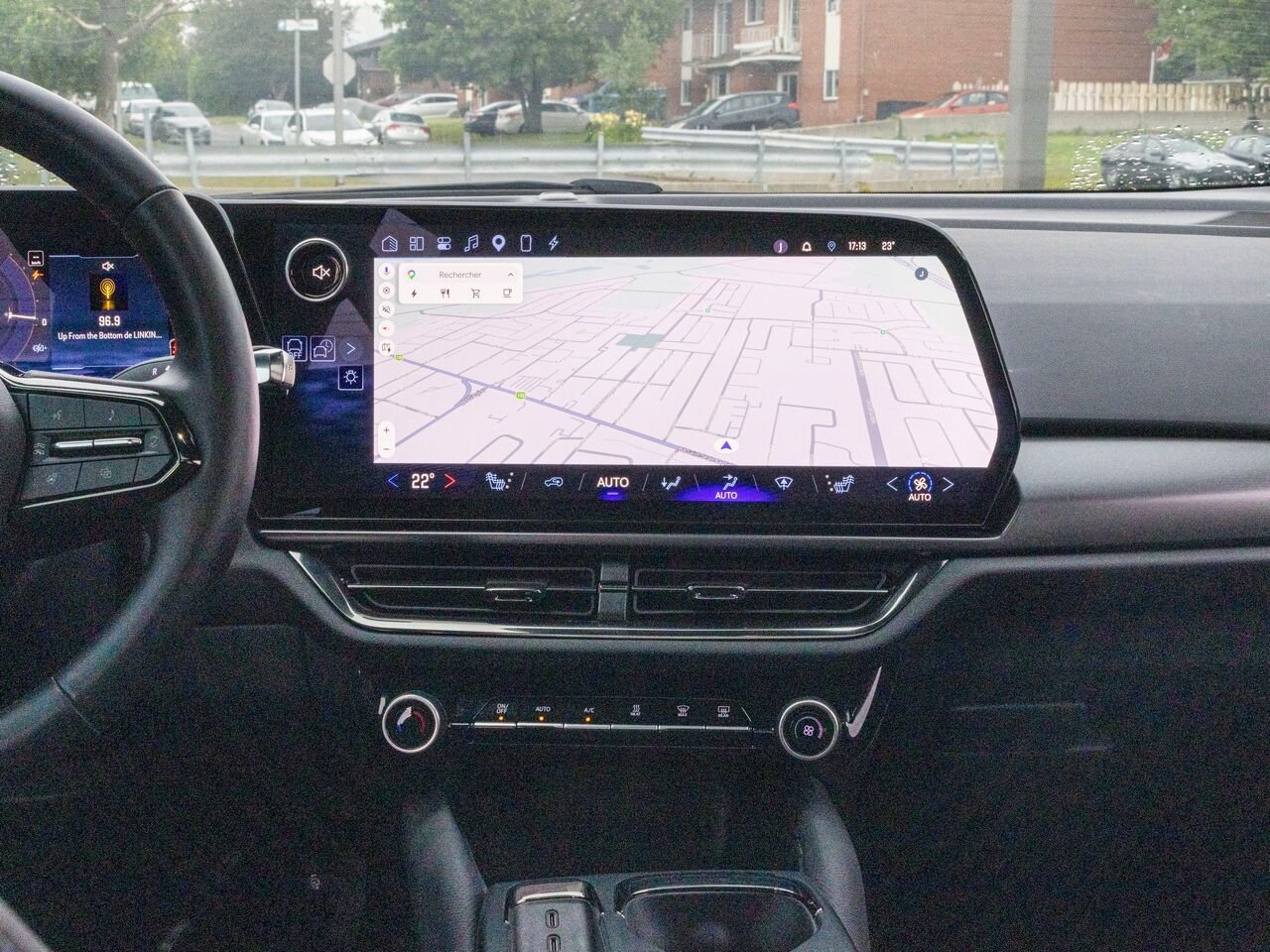 2025 Chevrolet Equinox EV 4 portes RS , Awd Black Châteauguay - photo #9