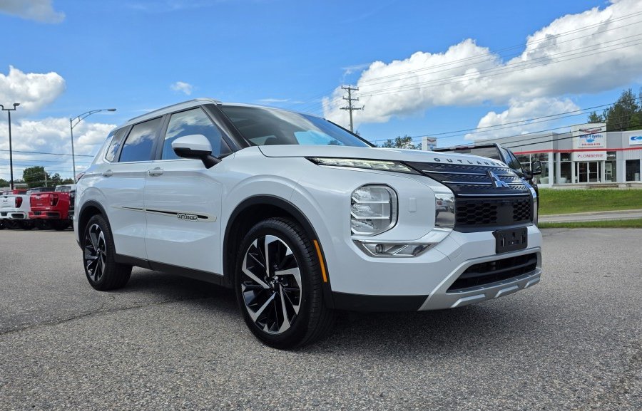 Mitsubishi OUTLANDER SE S-AWC 2022 Blanc