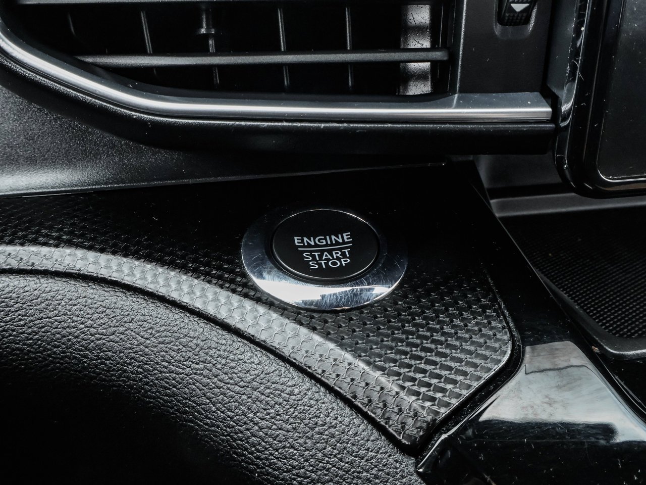 2022 Ford Explorer ST-Line 4WD Black Sherwood Park - photo #25