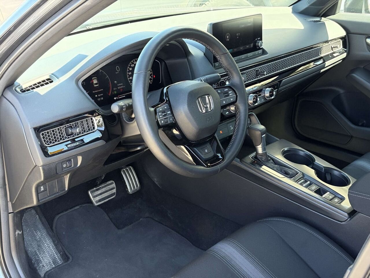 Honda Civic Sport 2026 Gris Gatineau - photo #10