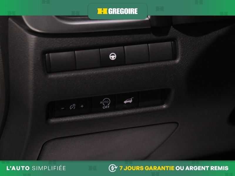 2023 Nissan Rogue White Blainville - photo #16