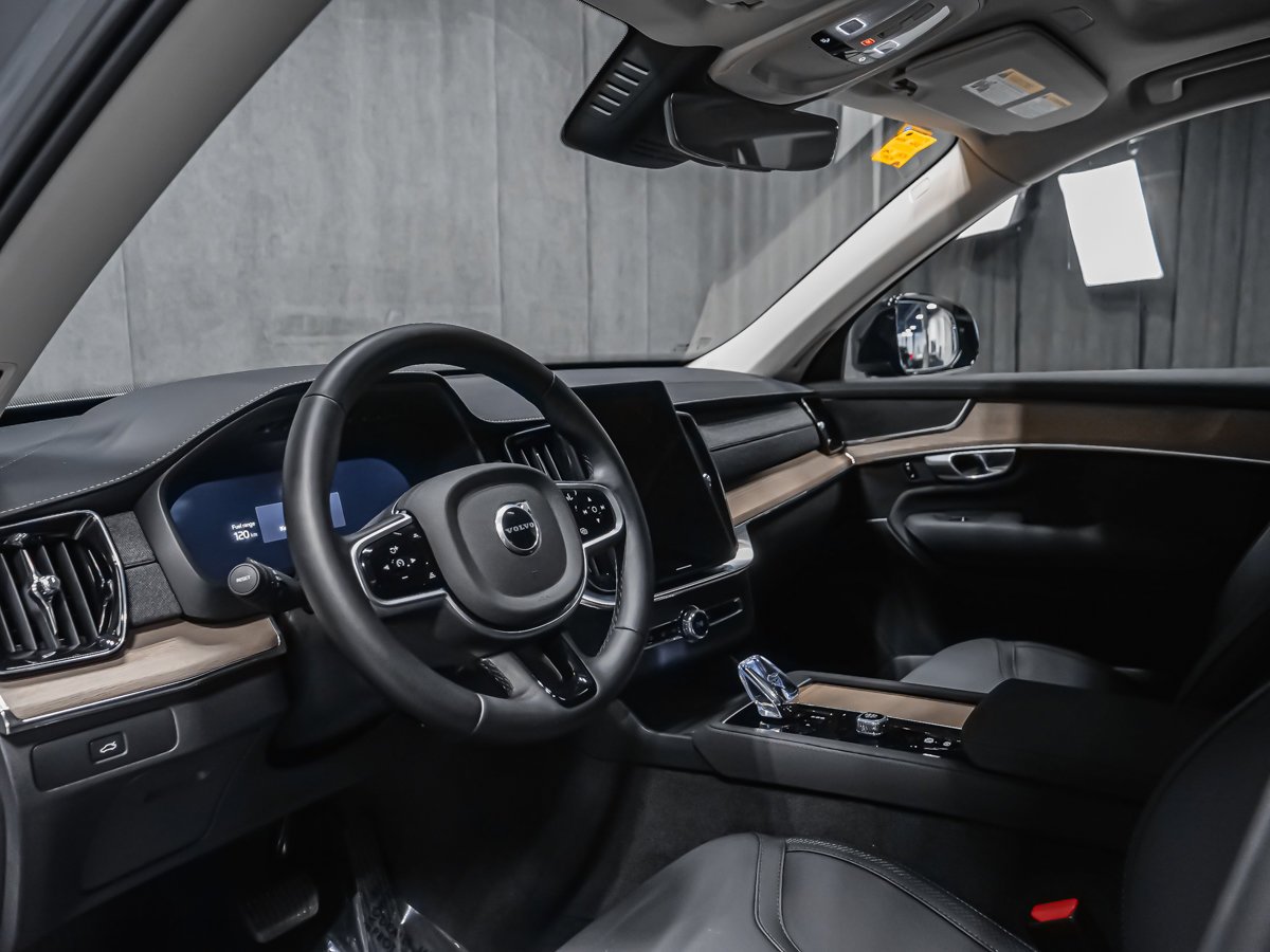 2026 Volvo XC90 B6 PLUS DARK Grey Montreal - photo #5