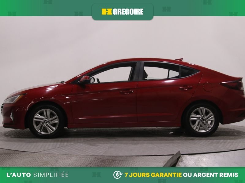 2020 Hyundai Elantra Red Laval - photo #4