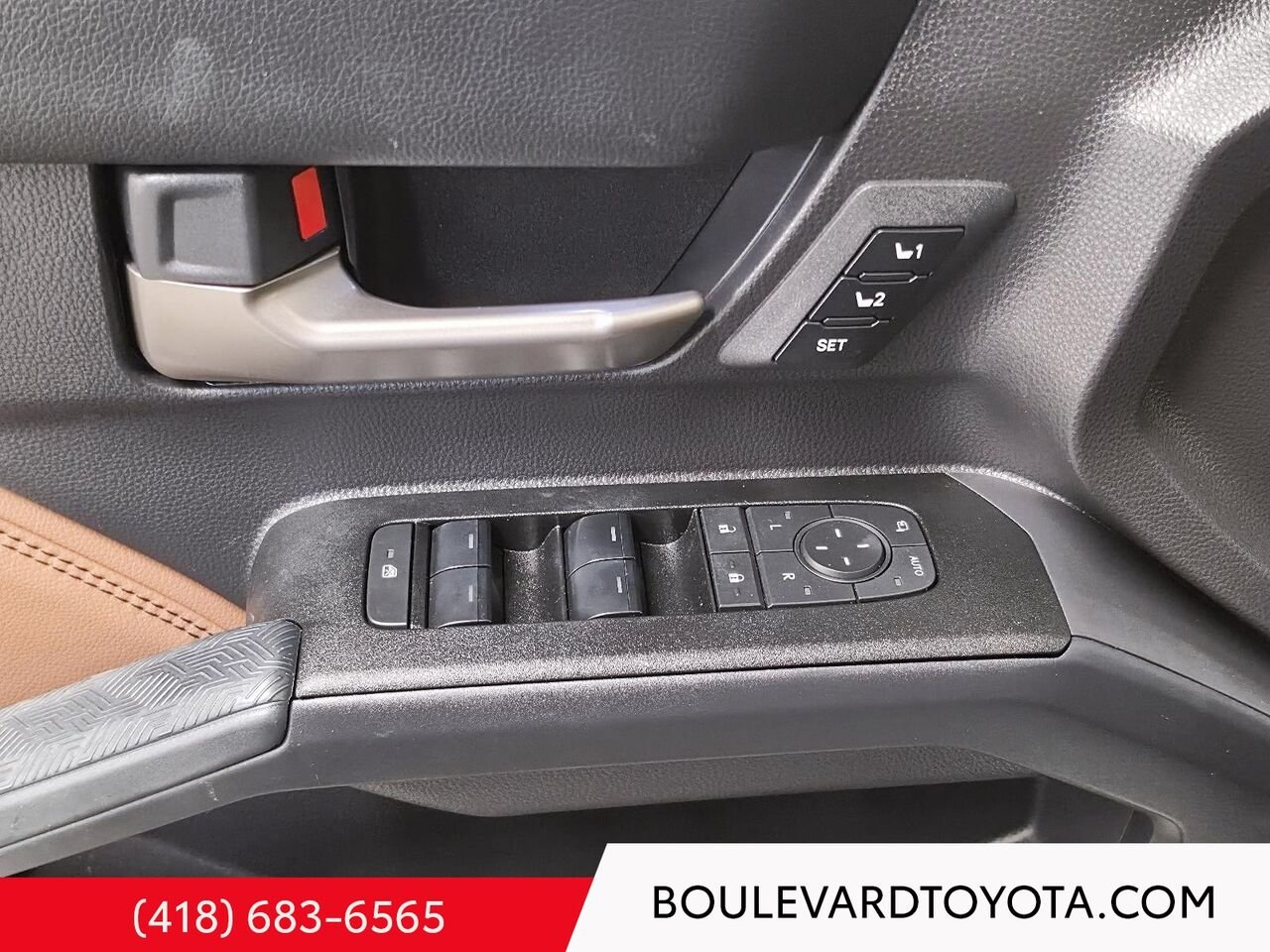 2025 Toyota 4RUNNER 100761A-69 | GROUPE LIMITED, 7 PLACES, 4X4 White Québec - photo #8