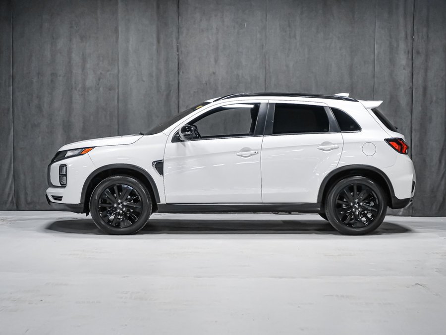 2021 Mitsubishi RVR SEL-AWD White