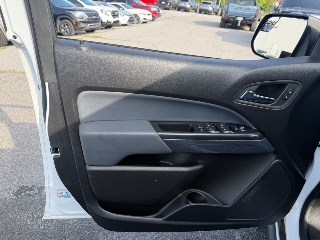 2022 CHEVROLET COLORADO Z71 Z71 cabine multiplace 4RM 128 po White Gatineau - photo #8