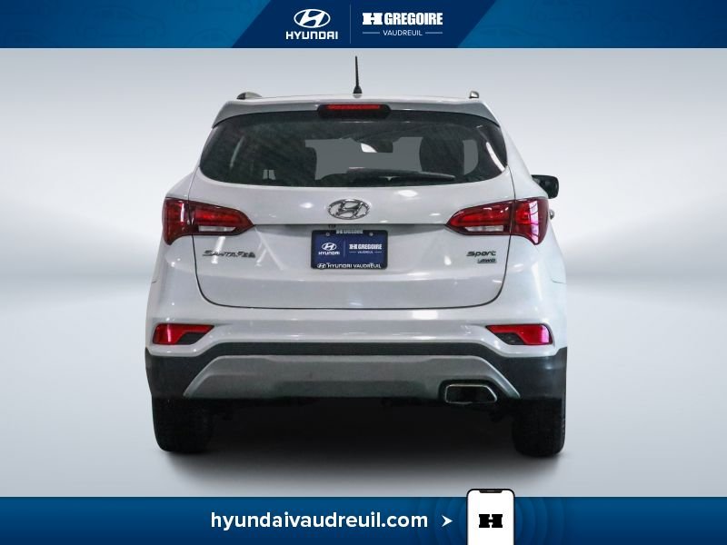 Hyundai Santa Fe 2018 Blanc Saint-Eustache - photo #8
