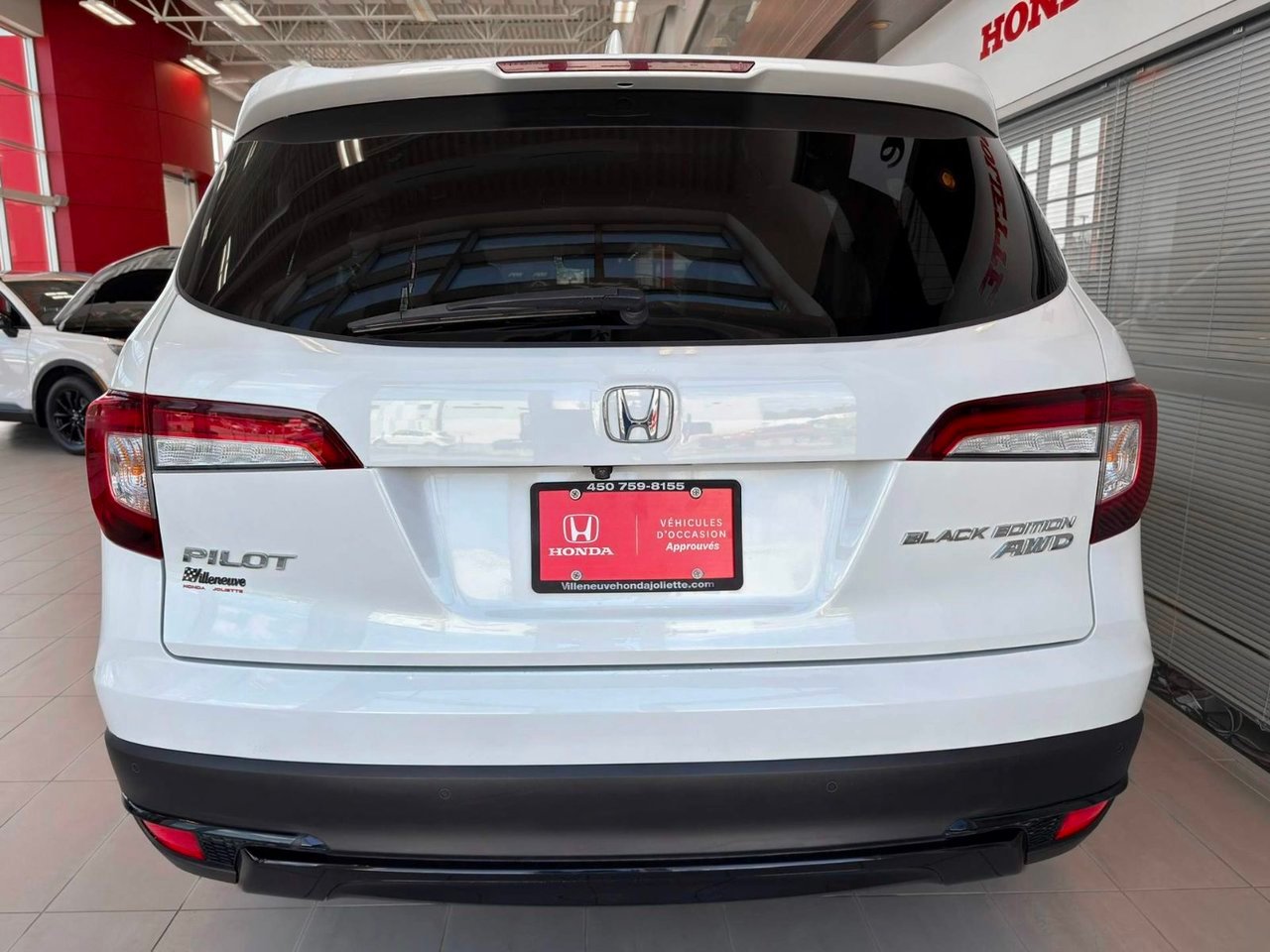 2022 Honda Pilot White Notre-Dame-des-Prairies - photo #8