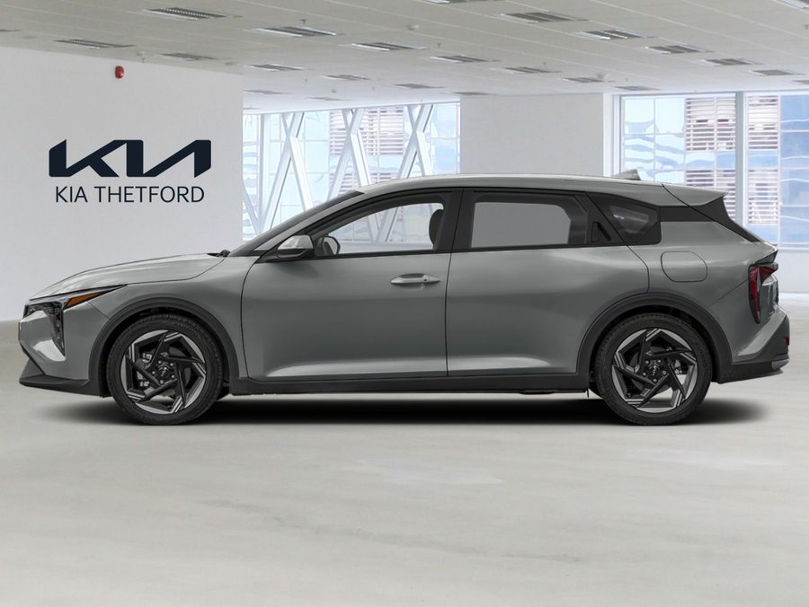 Kia K4 à hayon 2026 2026 Gris acier