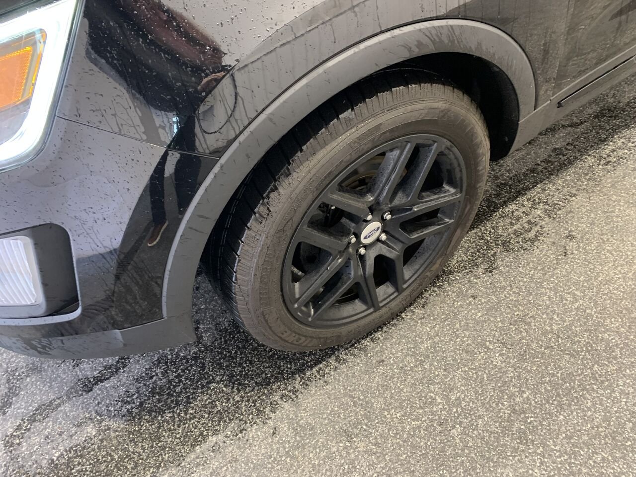 2017 Ford Explorer Black Châteauguay - photo #1